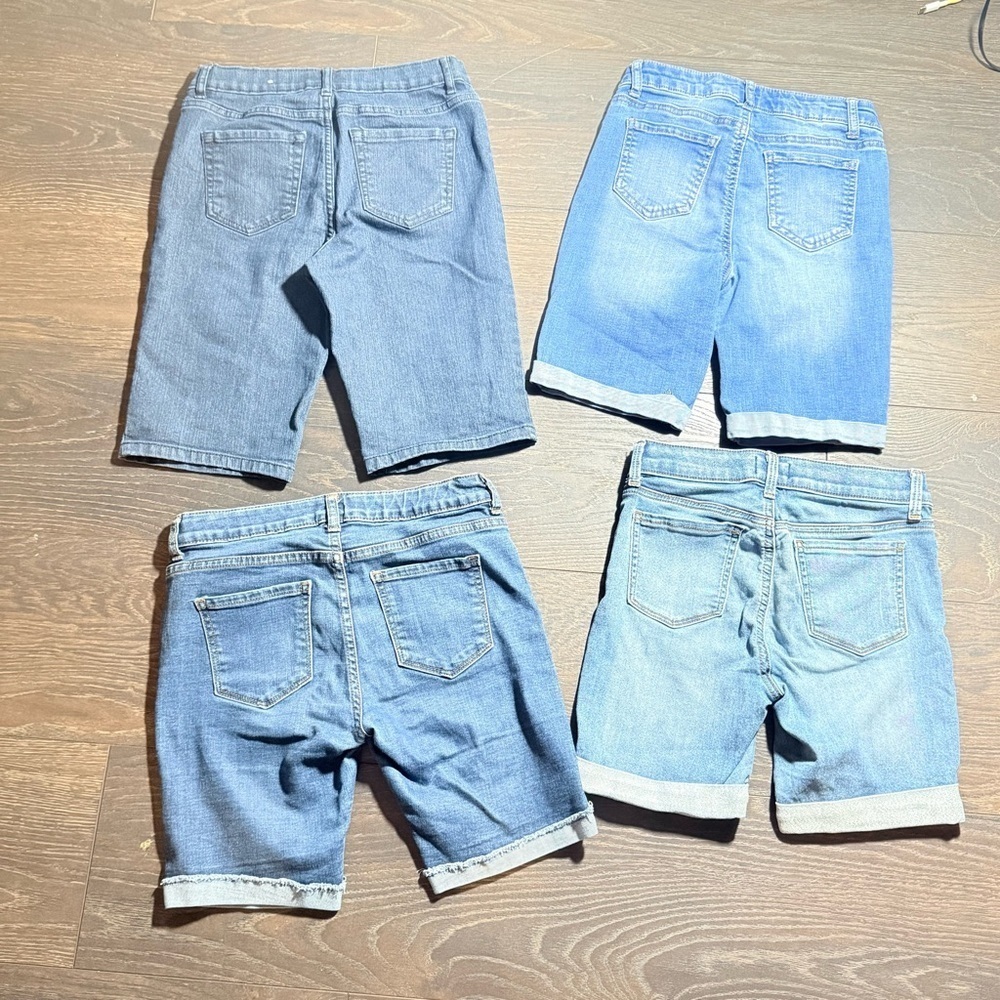 Stylish Denim Shorts Collection - Picture 2 of 7